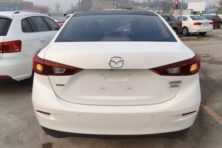 Used Mazda Mazda 3 Axela 2016 Sedan 1.5L Automatic Luxury Model