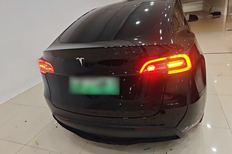 Used Tesla Model Y 2021 Standard Range Rear-Wheel Drive Version
