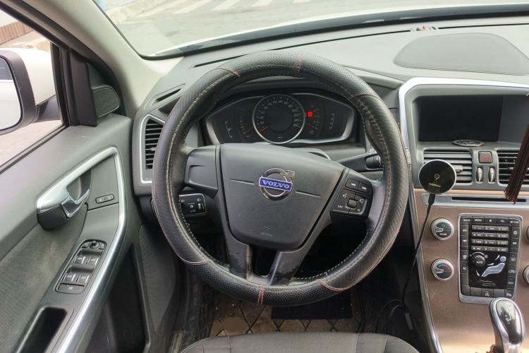 Used Volvo XC60 2015 T5 Smart Edition