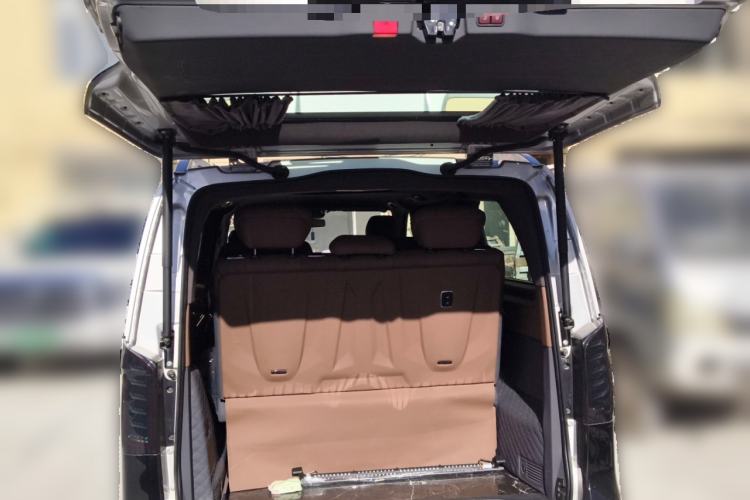 Used Mercedes-Benz Vito 2021 2.0T Elite Version 7 Seats
