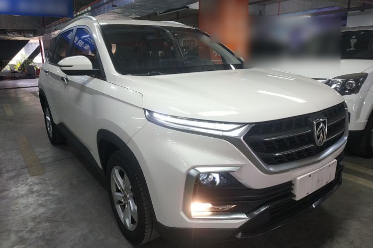 Used Baojun 530 2018 1.5T Manual Luxury Model China V Standard
