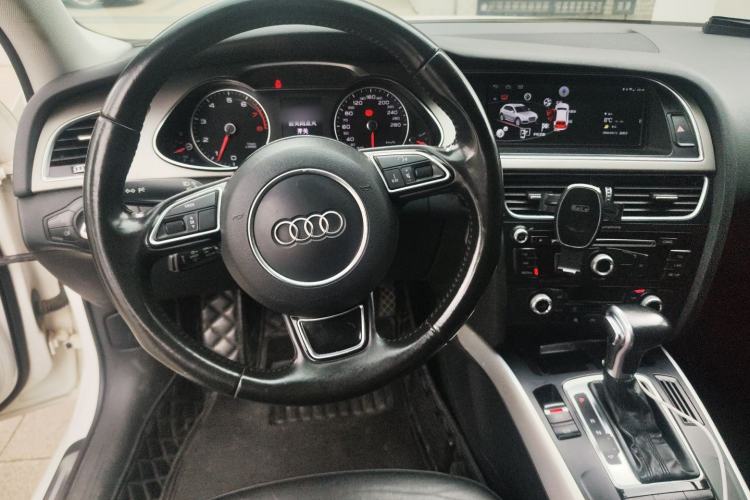 Used Audi A4L 2015 35 TFSI Automatic Standard Model
