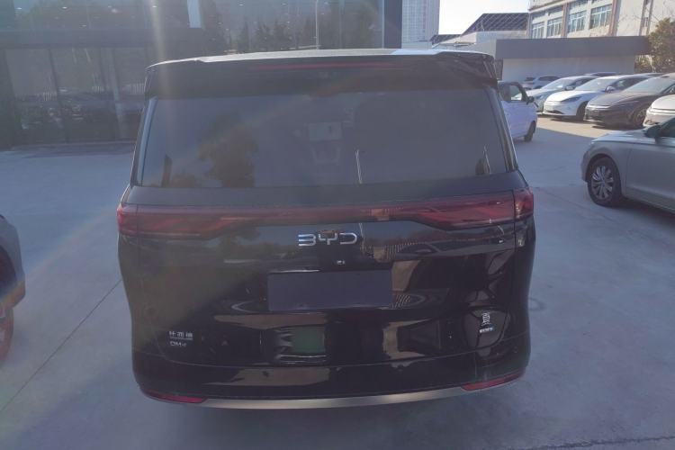 Used BYD Xia 2025 DM-i 1.5T 180km Beyond Edition
