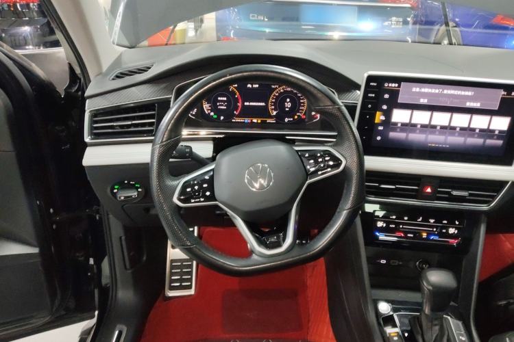 Used Volkswagen Tiguan L 2022 330TSI Automatic Two-Wheel Drive R-Line Enhanced Edition
