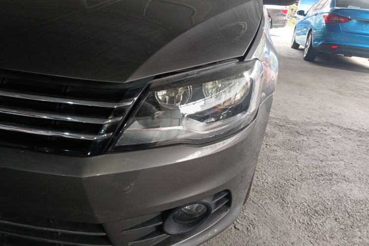 Used Volkswagen Bora 2015 Value Edition 1.6L Automatic Comfort Version
