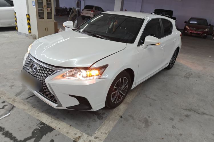 Used Lexus CT 2017 CT200h Elite Edition Solid Color China V Standard