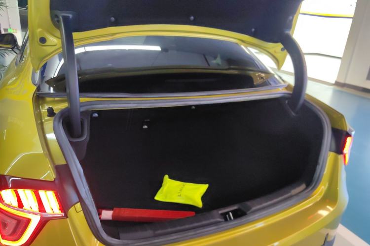 Used Lynk & Co 03 2019 03+ 2.0TD Automatic Hunter Edition
