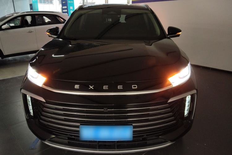 Used  Lingyun 2024 300T Two-Wheel Drive Starlight Edition
