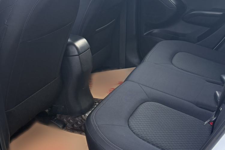 Used Hyundai ix35 2015 2.0L Automatic 2WD Comfort Edition China V Standard
