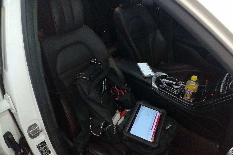 Used Mercedes-Benz GLC 2017 GLC 260 4MATIC Luxury Model