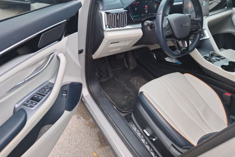 Used BYD Song PLUS New Energy 2023 Champion Edition EV 520KM Prestige Model