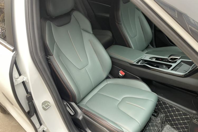 Used Geely Auto Emgrand X7 Sport 2024 1.5TD Smart Connect+
