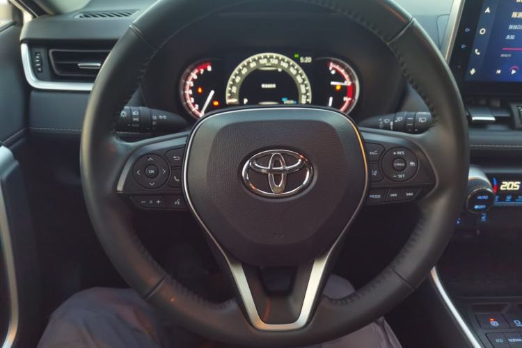 Used Toyota RAV4 2022 2.0L CVT Two-Wheel Drive Fashion Plus Edition