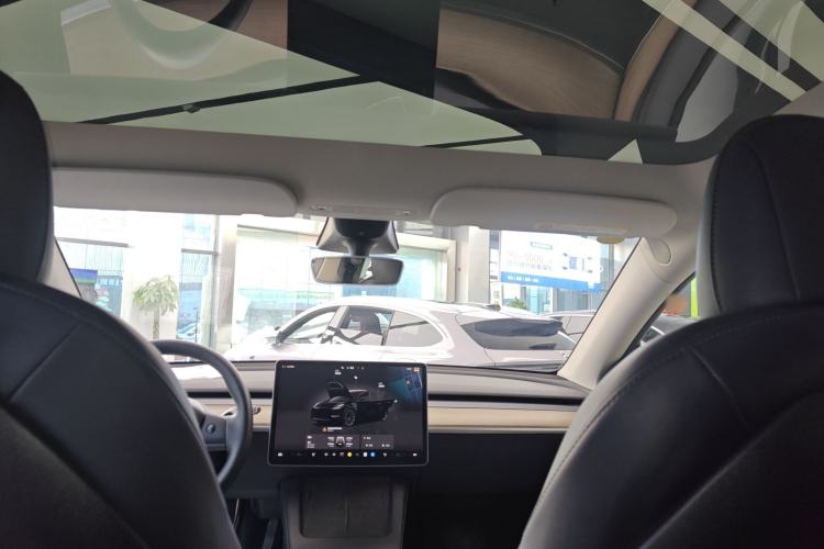 Used Tesla Model Y 2022 Rear-Wheel-Drive Version
