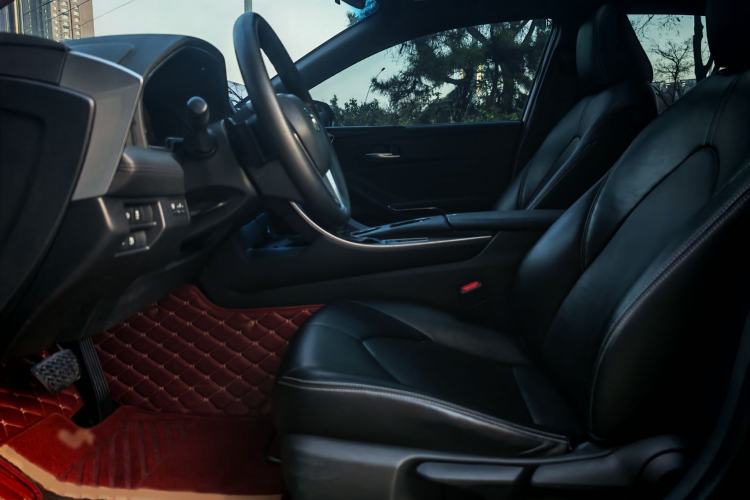 Used Toyota Avalon 2019 2.5L Ambition Version China VI Standard
