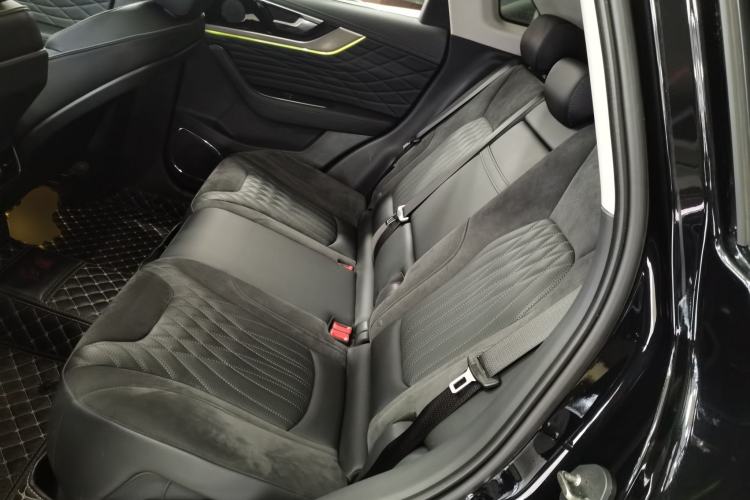 Used Hongqi HS5 2022 Revised Version 2.0T Smart Connect Flagship Edition
