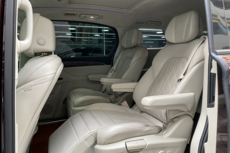 Used Buick GL8 2018 28T Avenir Avia China VI Standard