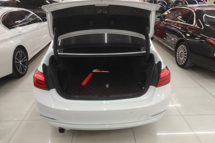 Used BMW 3 Series 2018 318i