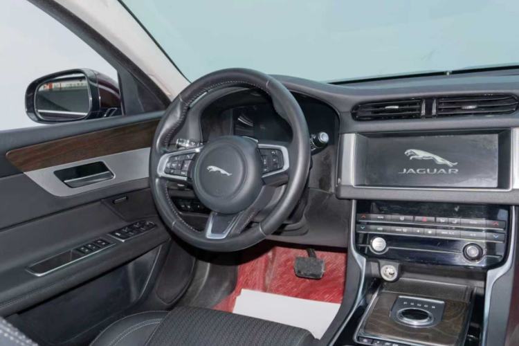 Used Jaguar XFL 2020 XFL 2.0T P250 Two-Wheel-Drive Luxury Edition