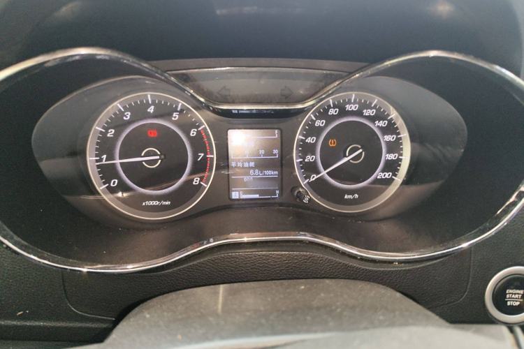 Used Baojun 560 2015 1.8L Manual Luxury Model