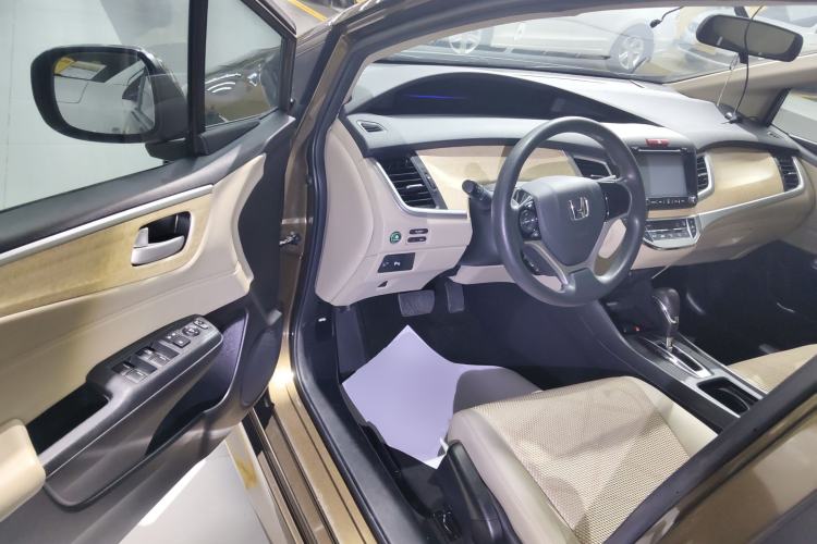 Used Honda Jade 2014 1.8L Automatic Comfort Elite Version 5 Seats