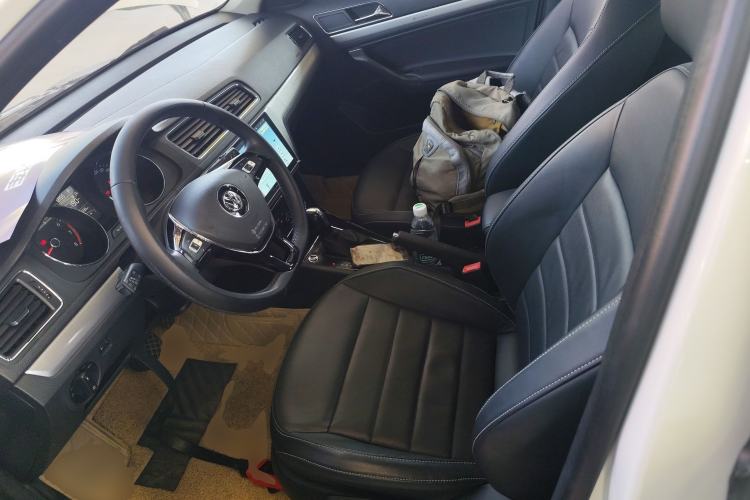 Used Volkswagen Gran Lavida 2017 230TSI DSG Comfort Edition
