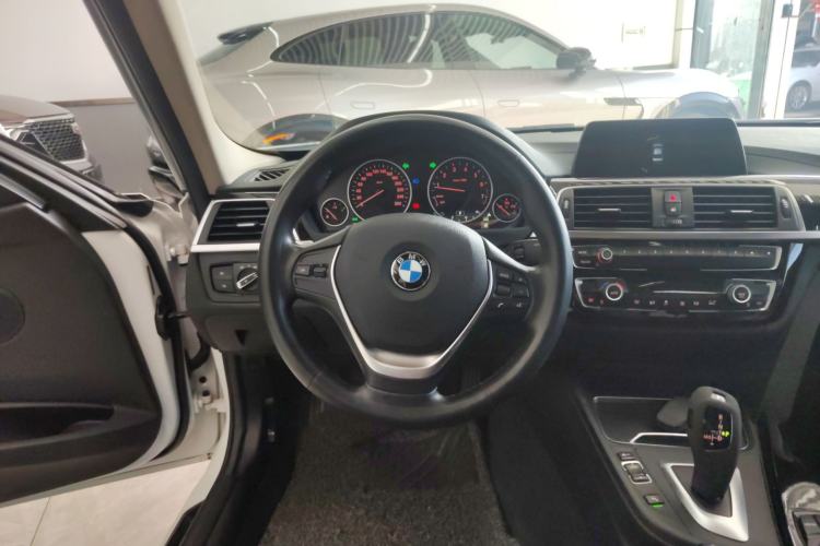 Used BMW 3 Series 2018 320Li Fashion Model
