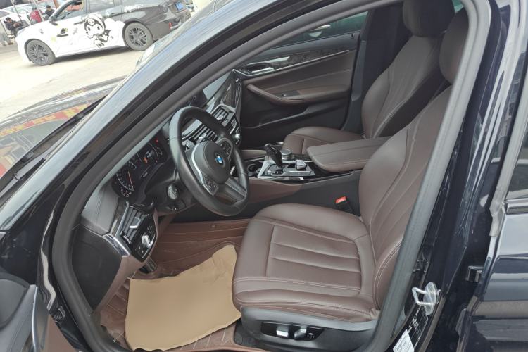 Used BMW 5 Series 2019 525Li M Sport Package