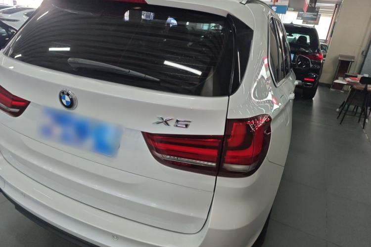 Used BMW X5 2015 xDrive28i
