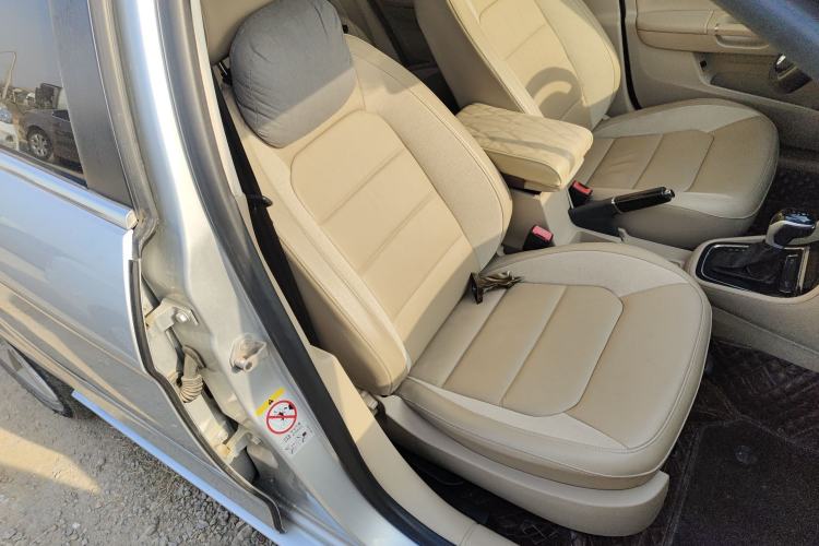 Used Volkswagen Bora 2014 1.6L Automatic Comfort Model
