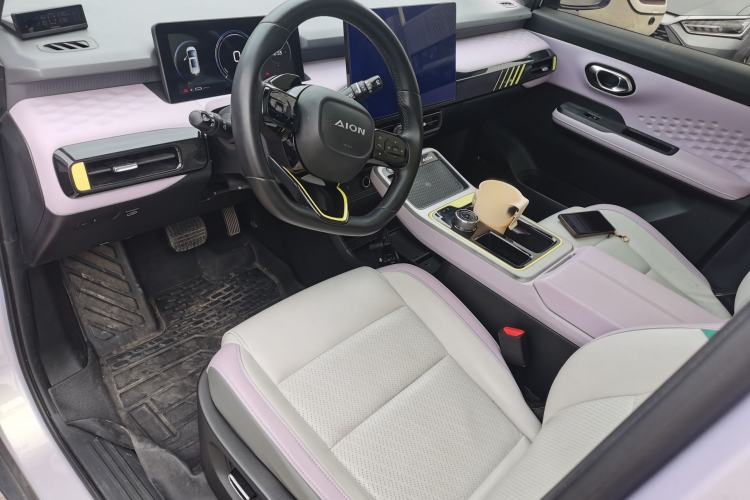 Used AION Y 2022 70 Tech Edition Lithium Iron Phosphate
