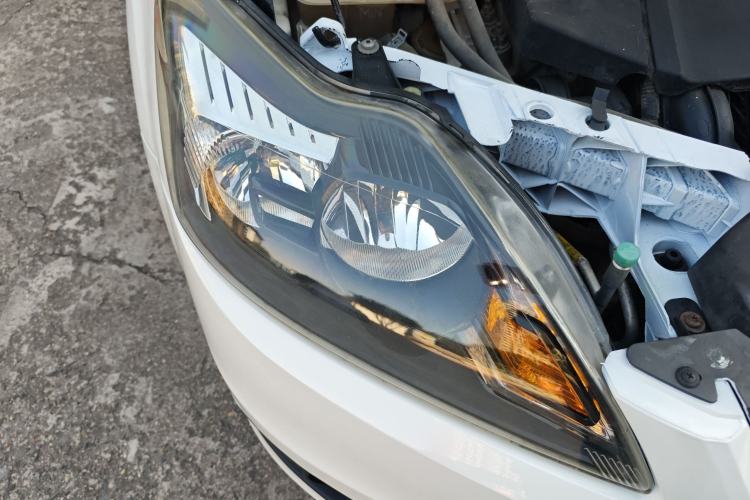 Used Ford Focus 2013 Hatchback Classic 1.8L Automatic Base Model
