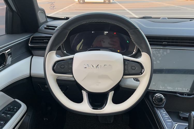 Used Lynk & Co 01 2023 1.5TD EM-F Dawn
