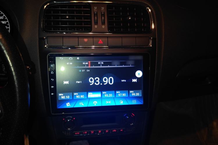 Used Volkswagen Polo 2012 1.6L Cross Polo Automatic Transmission
