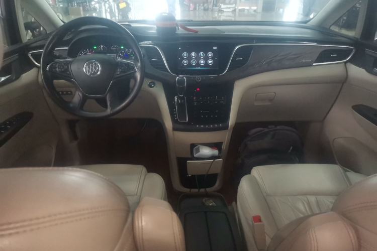 Used Buick GL8 2017 28T Avenir Avia National Emission Standard V
