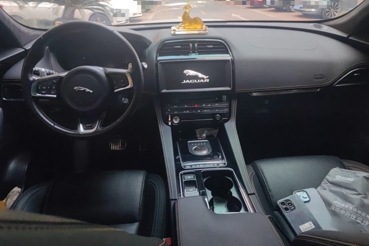 Used Jaguar F-PACE 2020 300-Sport Sports Edition
