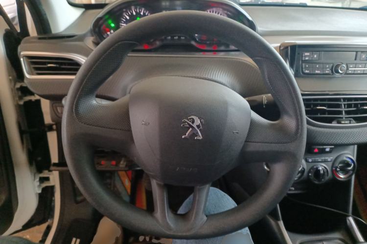 Used Peugeot 2008 2014 1.6L Manual Trend Edition