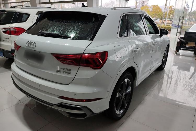 Used Audi Q3 2021 35 TFSI Fashion Dynamic Model