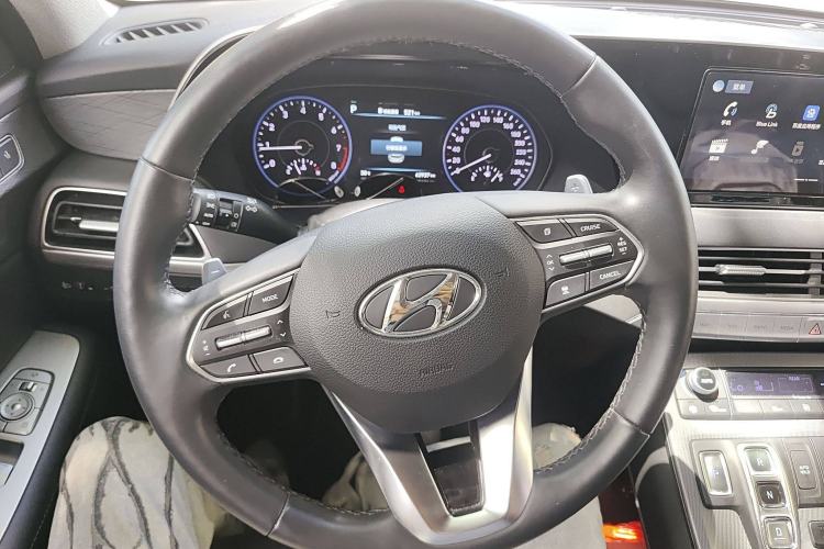 Used Hyundai Palisade 2021 3.5L Automatic 4x4 GLS
