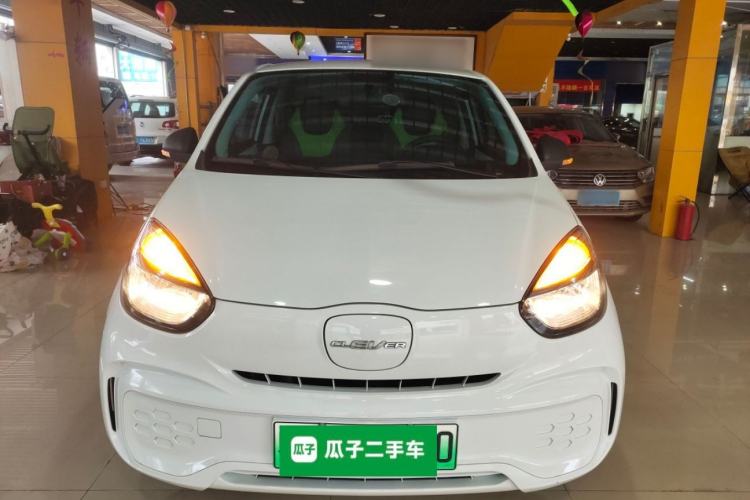 Used Roewe Clever 2021 302 km New Four-Seater Super-Efficient Version
