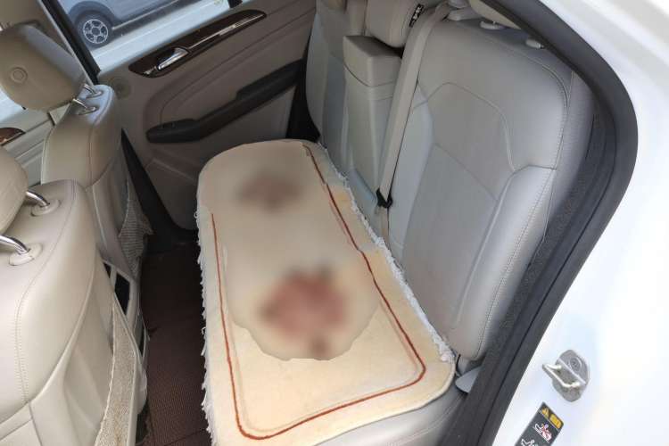 Used Mercedes-Benz M-Class 2014 ML 400 4MATIC Dynamic Model