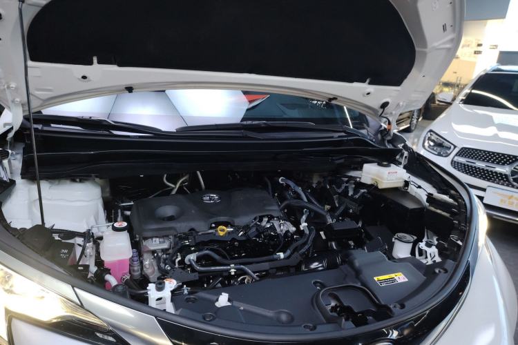 Used Toyota Granvia 2022 2.5L Hybrid Flagship Edition
