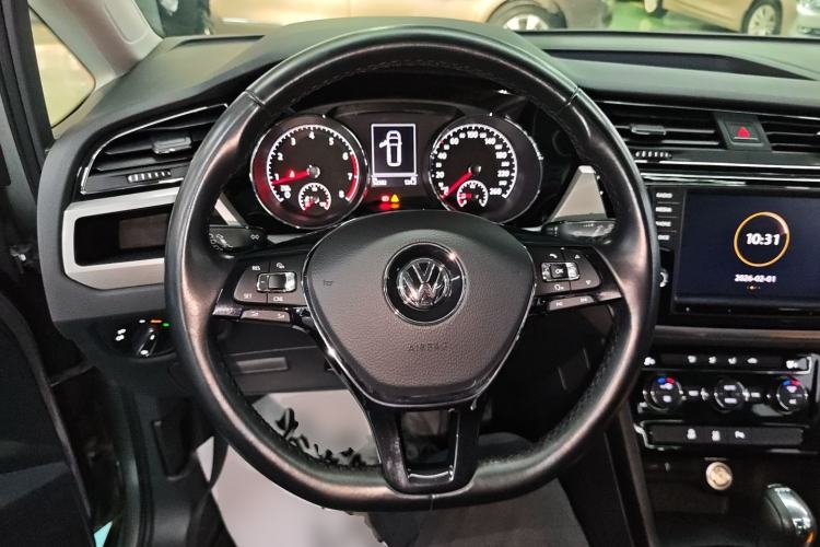 Used Volkswagen Touran 2018 Volkswagen Touran L 280TSI DSG Boundary Edition 7 Seats China V Emission Standard