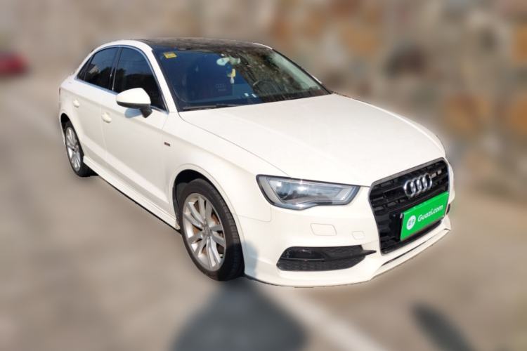 Used Audi A3 2014 Limousine 40 TFSI S line Comfort Model