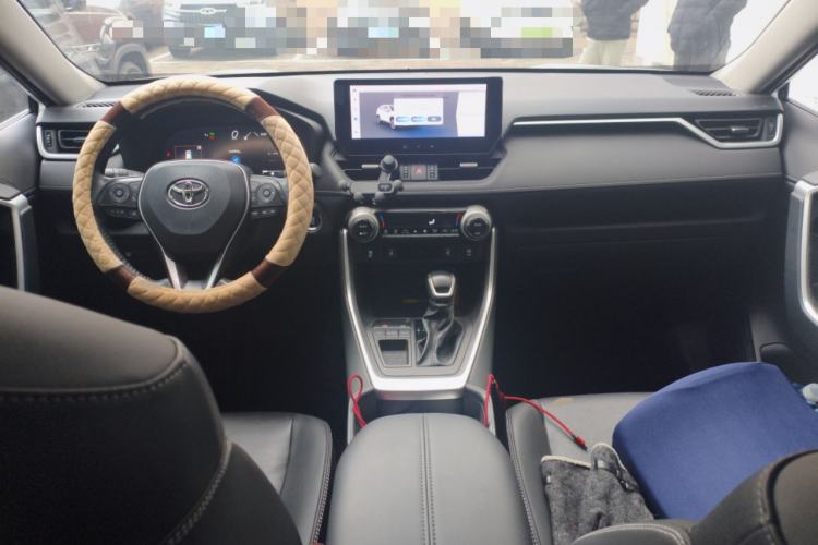 Used Toyota RAV4 2023 2.0L CVT Two-Wheel Drive Fashion Plus Edition