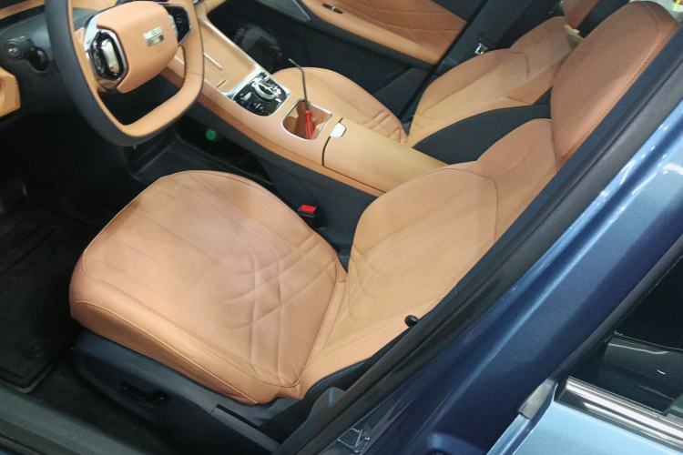 Used  Galaxy Xingjian 7 EM-i 2025 120km Flagship Edition
