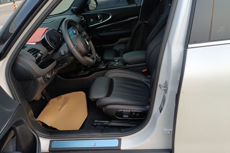 Used  Clubman 2023 Revised 2.0T COOPER S Connoisseur
