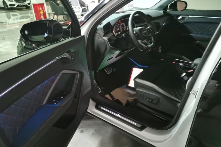 Used Audi Q3 2024 35 TFSI Fashion Dynamic Edition