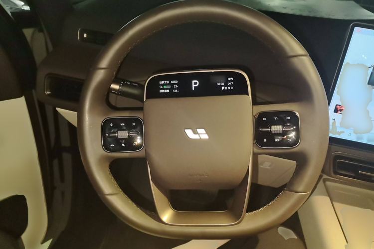 Used Li Auto MEGA 2024 Ultra Model
