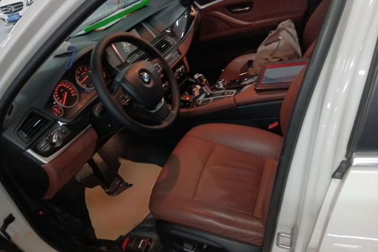 Used BMW 5 Series 2017 525Li Luxury Design Package
